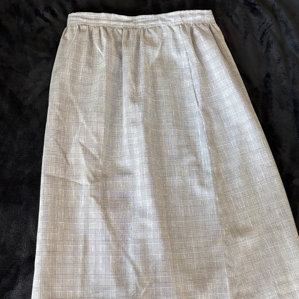 Evan Picone Classic Gray A-Line Skirt